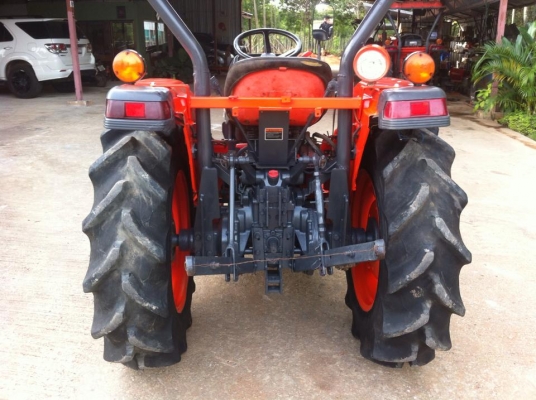 ขายรถไถKubota L 3408DI (4WD) พร้อมใบมีดหน้าและผานพรวนช้าง ขายรถไถKubota L 3408DI (4WD) พร้อมใบมีดหน้าและผานพรวนช้าง