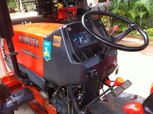 ขายรถไถKubota L4508DI (4WD) พร้อมใบมีดหน้าและผานพรวนช้าง รถพร้อมใช้งาน ขายรถไถKubota L4508DI (4WD) พร้อมใบมีดหน้าและผานพรวนช้าง รถพร้อมใช้งาน