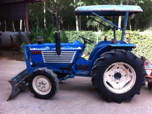 ขายรถไถ Iseki TL2500 รถ 2เพลา พร้อมใบมีดหน้าและผานพรวน รถพร้อมใช้งาน