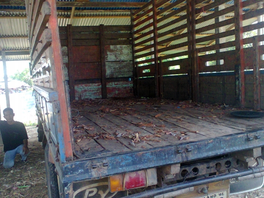 รถอีชูชุnpr115แรง