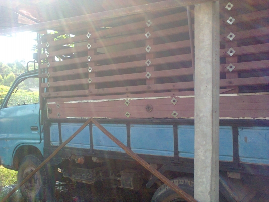 รถหกล้ออีชุชุ85