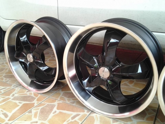 ขอบ 17*7.5 / 4*100 off40 ทำสี ปัดเงาใหม่วิ้ง ๆ ขายพร้อมส่ง 6800 สนใจ 085 0227371