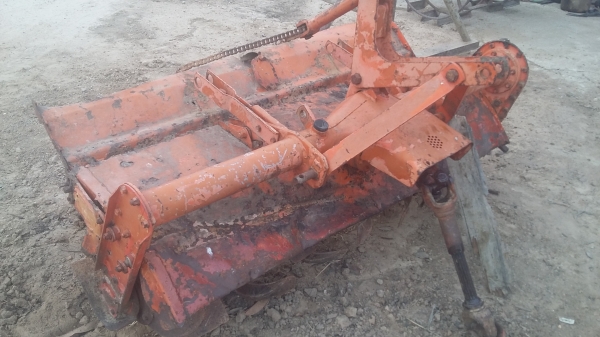 ขอบคุณพี่สุรวุฒิ จากราชบุรีขายตัวโรตารี่ตีดินคูโบต้า (จอบหมุน)กว้าง 1.40ม. สภาพพร้อมใช้งาน สวยๆ