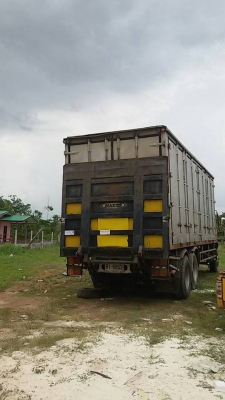สิบล้อมิสซูบิชิ เพลาเดียว สิบล้อมิสซูบิชิ เพลาเดียว