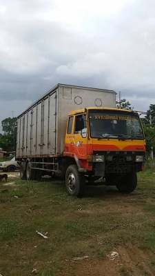 สิบล้อมิสซูบิชิ เพลาเดียว สิบล้อมิสซูบิชิ เพลาเดียว