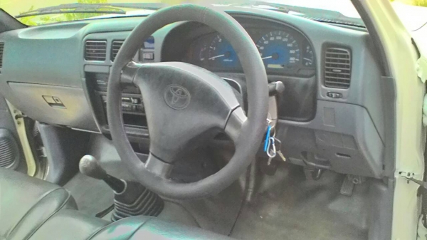 โตโยต้า ไทเกอร์ D4D เครื่อง 2.5 สภาพสวย โตโยต้า ไทเกอร์ D4D เครื่อง 2.5 สภาพสวย