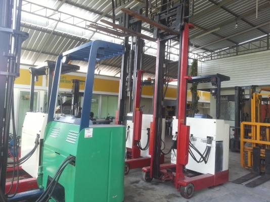 ขาย Rechtruck 4 คัน เสาสูง 5 เมตร ขาย Rechtruck 4 คัน เสาสูง 5 เมตร