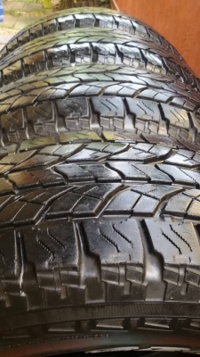 ขายยาง yokohama 265/70/16 สวยๆครับ ขายยาง yokohama 265/70/16 สวยๆครับ