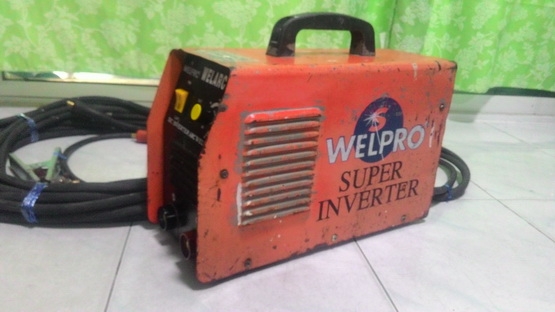 เครื่องเชื่อมไฟฟ้าอินเวอร์เตอร์ welpro ขนาด 160 แอมป์ อุปกรณ์ครบ พร้อมใช้งานครับ