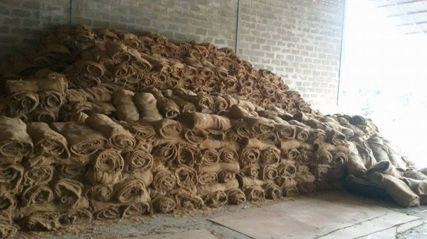 กระสอบเก่า