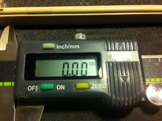 เวอร์เนียดิจิตอล UPM ขนาด 6 นิ้ว ปากสนิทวัดได้ทั้ง มิล และ นิ้ว