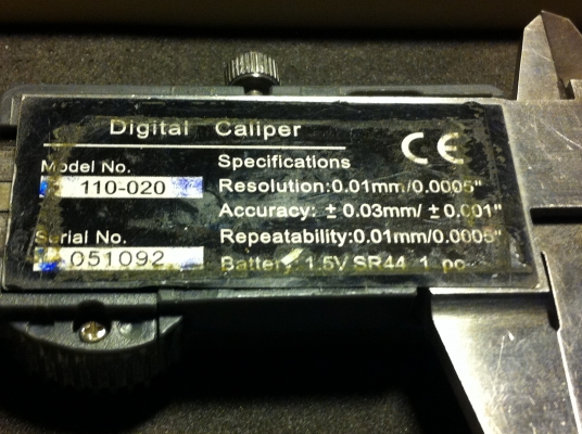 เวอร์เนียดิจิตอล UPM ขนาด 6 นิ้ว ปากสนิทวัดได้ทั้ง มิล และ นิ้ว