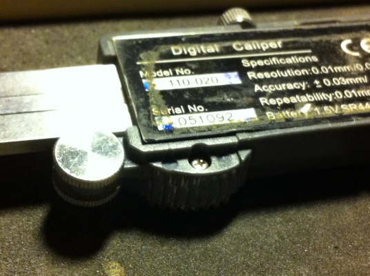 เวอร์เนียดิจิตอล UPM ขนาด 6 นิ้ว ปากสนิทวัดได้ทั้ง มิล และ นิ้ว