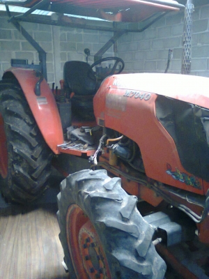 Kubota m70 4wd เล่มพร้อมใบดันผาน7 ราคาเพียง360,000
