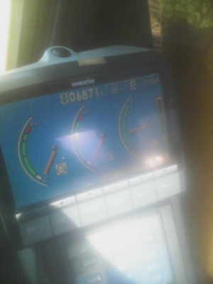 ขายแบคโฮ KOMATSU PC130-8 รถสวยพร้อมใช้งานครับ ขายแบคโฮ KOMATSU PC130-8 รถสวยพร้อมใช้งานครับ