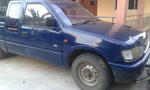 ขาย อีซูซ 2.5 โบว์ ปี40 สภาพดีเดิมพร้อนใช้ เอกสารทะเบียนพร้อม