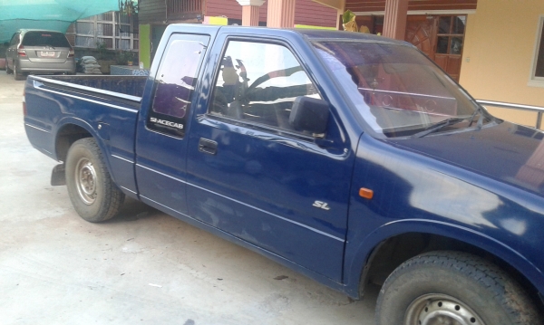 ขาย อีซูซ 2.5 โบว์ ปี40 สภาพดีเดิมพร้อนใช้ เอกสารทะเบียนพร้อม