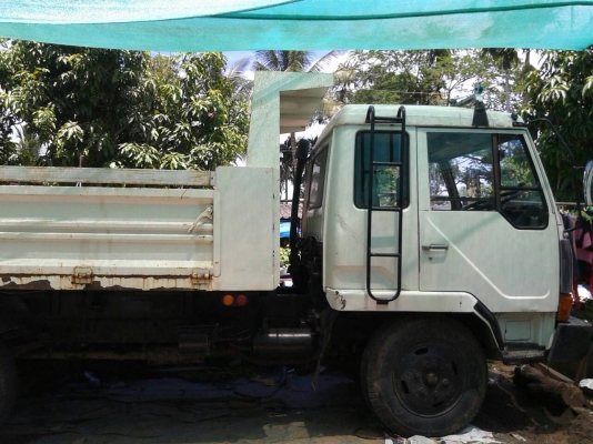 หกล้อ มิตรซู FUSO165แรง ดั้มสามมิตรสภาพดีเดิมพร้อมใช้งาน ทะเบียนพร้อมโอน