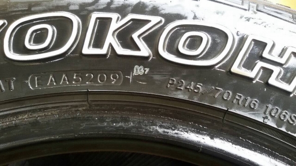 ขายยาง yokohama at 245/70/16 สวยๆครับ ขายยาง yokohama at 245/70/16 สวยๆครับ