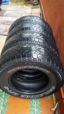 ขายยาง yokohama at 245/70/16 สวยๆครับ ขายยาง yokohama at 245/70/16 สวยๆครับ