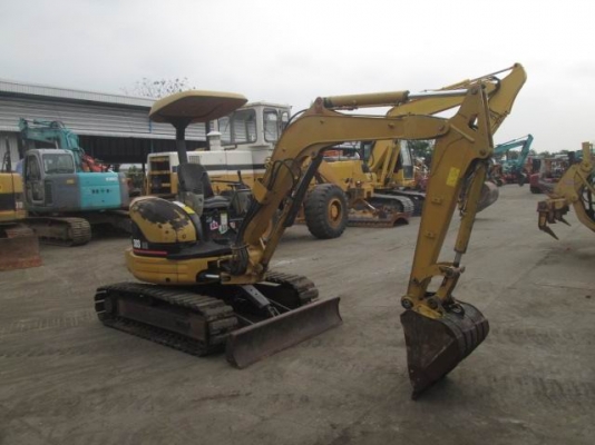 ขายรถขุด CAT 303 สภาพสวยพร้อมใช้งาน ขายรถขุด CAT 303 สภาพสวยพร้อมใช้งาน