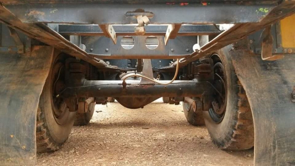 สิบล้อ เทเลอร์  lsuzu 6BD1 160 แรง ช่วงล่างใหญ่ พร้อมใช้