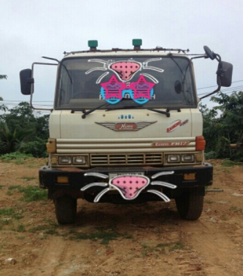 ขายราคา( 685,000บ.)สิบล้อ HiNO FM 177 LA 195 แรง 2เพา สโลส์อินเตอร์ แอร์หวาน  สภาพดีบางเดิมพร้อมใช้งาน เล่มทะเบียนพร้อมโอน ^^ (ราคา680,000บ)^^ ต่อรอง กับเจ้าของรถโดยตรง ครับ