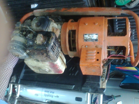 ขายแล้วครับเครื่องปั่นไฟ 5 โลเครื่อง 13  แรงญี่ปุ่น