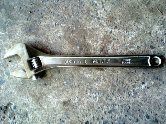 ประแจเลือน 24 นิ้ว ประแจเลือน 24 นิ้ว