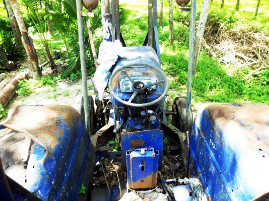 มาใหม่ ขายรถไถสำหรับบรรทุกไม้ยางพาราหรือขนย้ายสิ่งของ มาใหม่ ขายรถไถสำหรับบรรทุกไม้ยางพาราหรือขนย้ายสิ่งของ