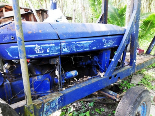 มาใหม่ ขายรถไถสำหรับบรรทุกไม้ยางพาราหรือขนย้ายสิ่งของ มาใหม่ ขายรถไถสำหรับบรรทุกไม้ยางพาราหรือขนย้ายสิ่งของ