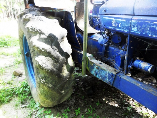 มาใหม่ ขายรถไถสำหรับบรรทุกไม้ยางพาราหรือขนย้ายสิ่งของ มาใหม่ ขายรถไถสำหรับบรรทุกไม้ยางพาราหรือขนย้ายสิ่งของ