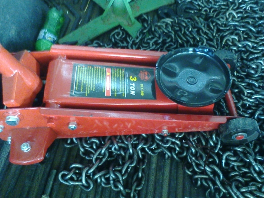 แม่แรงตะเข้ 3  ตัน