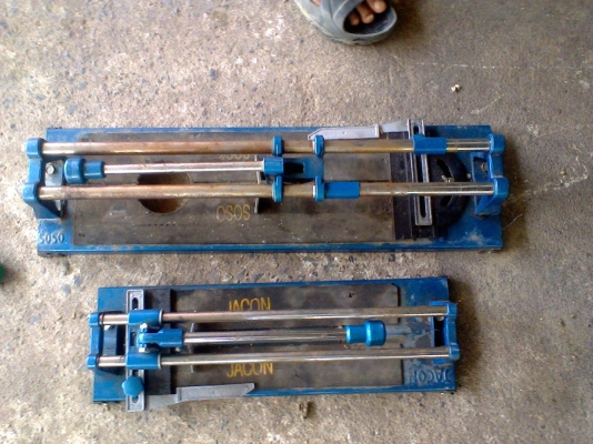 ตัวตัดกระเบื้อง