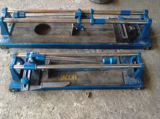 ตัวตัดกระเบื้อง