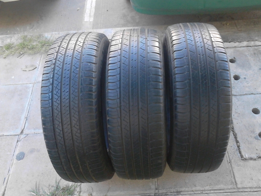 225/65R17 MICHELIN มี 3 เส้น tel.081-427-3941
