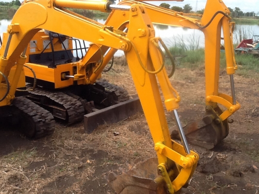 รถเบคโฮyanmar ytb1200 สภาพดีพร้อมใช้ เพิ่งเข้าจากญี่ปุ่นทำสีใหม่เรียบร้อย