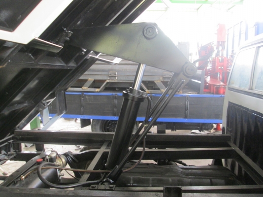 ขาย ปิคอัฟดั้มพ์มิตซู L200 ดัมพ์ไฟฟ้า ติดตั้งระบบดั้มพ์ใหม่