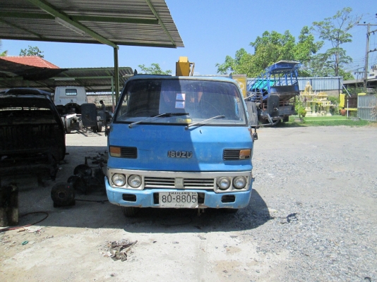 ขาย ISUZU 6 ล้อดั้มพ์ เครนสภาพสวย 2T