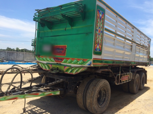 กะบะเหล็กเสาชน 3เพลา ดั๊ม ปี52 สูง1.60 ยาว 6.80 กว้าง 2.50 สนใจติดต่อ 093-1406977 เต้