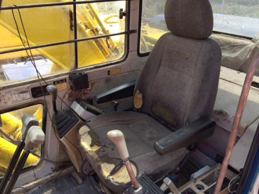 ขายรถแบคโฮ KOBELCO SK200 (MARK 3) รถนอกนำเข้าเองจากญี่ปุ่น สภาพสวยพร้อมใช้งาน มีVDOการทำงานครับ