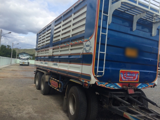 isuzu 360 เหล็กพืชไร่  ปี56 แม่ ยาว 6.10 กว้าง 2.50 สูง 2.20  ลูก ยาว 6.80 กว้าง 2.50 สูง 2.20 สนใจติดต่อ 093-1406977 เต้