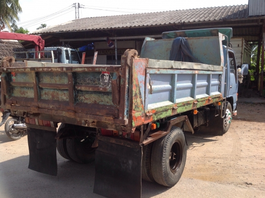 ขายหกล้อ 120 ฝาขาว เปลี่ยนเครื่อง 130 ลงเล่มแล้ว ขายหกล้อ 120 ฝาขาว เปลี่ยนเครื่อง 130 ลงเล่มแล้ว