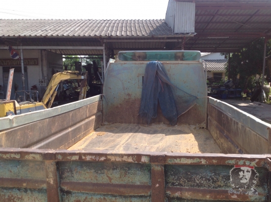 ขายหกล้อ 120 ฝาขาว เปลี่ยนเครื่อง 130 ลงเล่มแล้ว ขายหกล้อ 120 ฝาขาว เปลี่ยนเครื่อง 130 ลงเล่มแล้ว