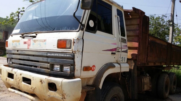 (2คัน)..10ล้อดั้ม230แนง นิสสัน UD CWM430M. ดั้มไม่สวย เครื่องดี คัสซีสวย