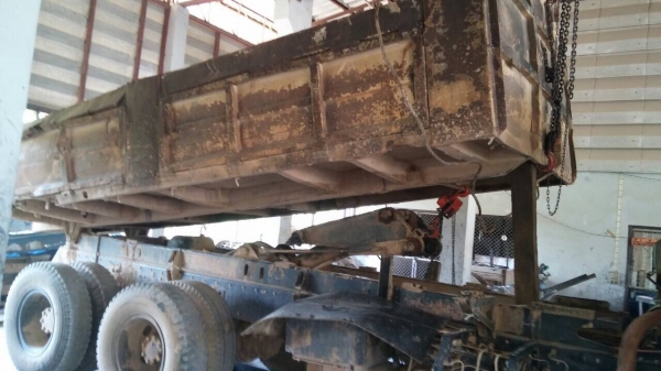 (2คัน)..10ล้อดั้ม230แนง นิสสัน UD CWM430M. ดั้มไม่สวย เครื่องดี คัสซีสวย