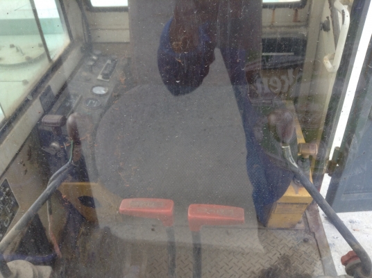 ขายรถขุด YANMAR B50. เก่านอกมีตู้ พร้อมใช้งาน T.0894071471