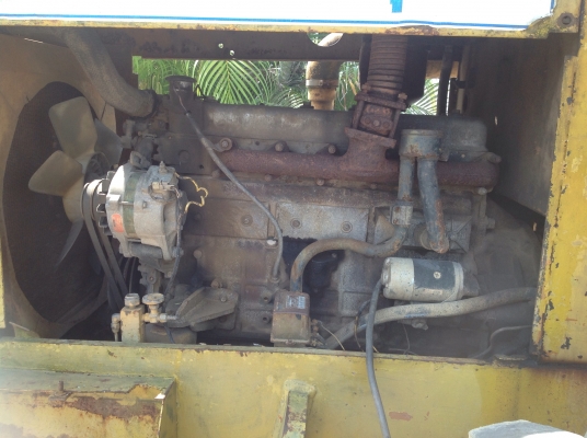 ขายรถตักล้อยาง