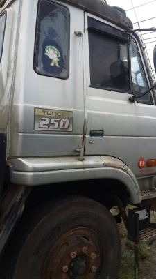 รถเทรนเลอร์หัว+หางNissan UD 250 Turbo ปีจดทะเบียน 2540