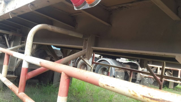 รถเทรนเลอร์หัว+หางNissan UD 250 Turbo ปีจดทะเบียน 2540